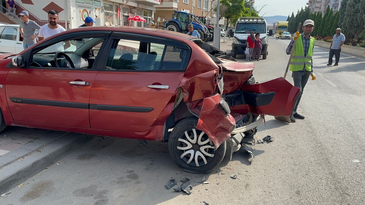Freni patlayan tır dehşet saçtı! Bir kişi hayatını kaybetti!