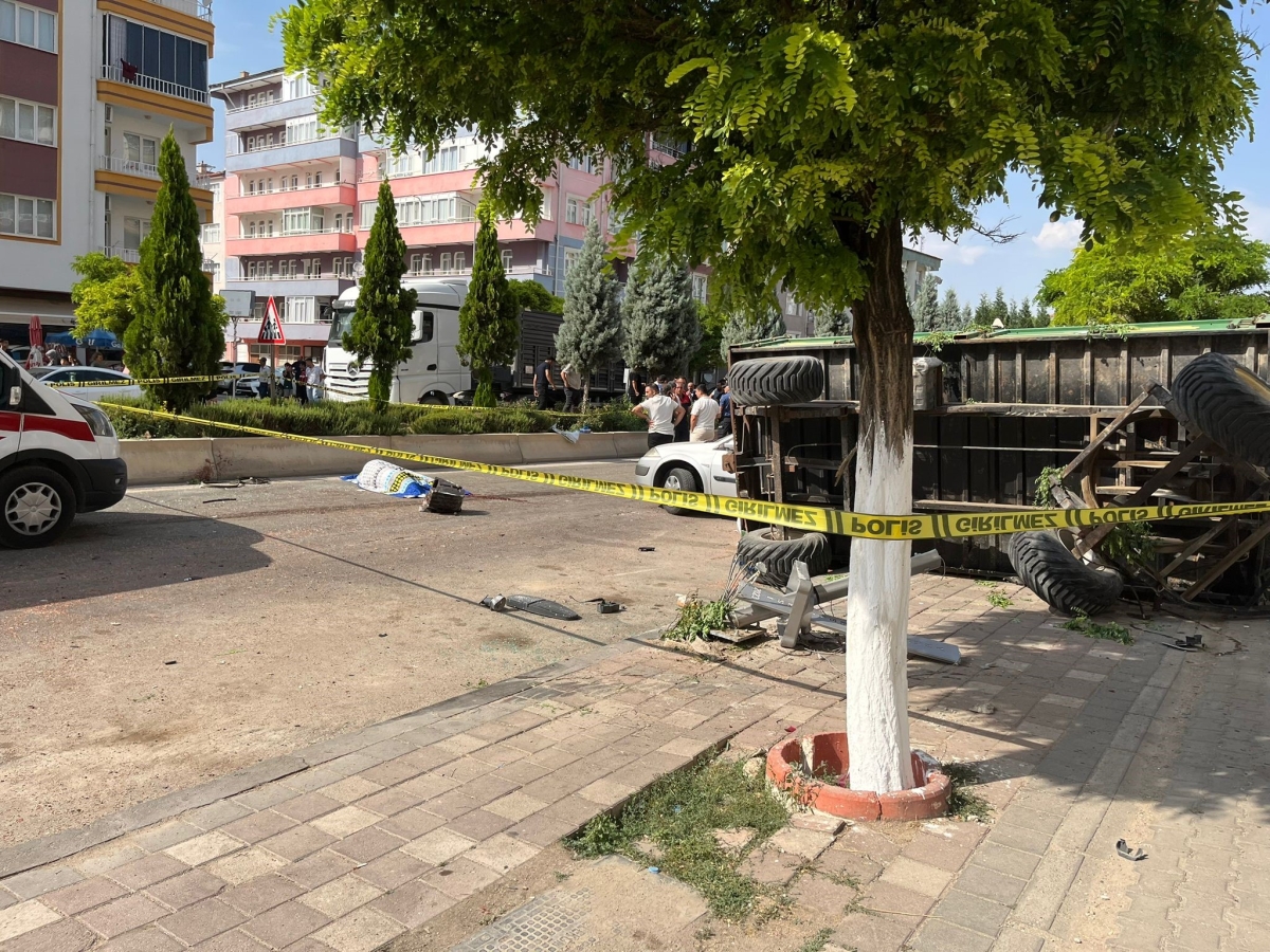 Freni patlayan tır dehşet saçtı! Bir kişi hayatını kaybetti!