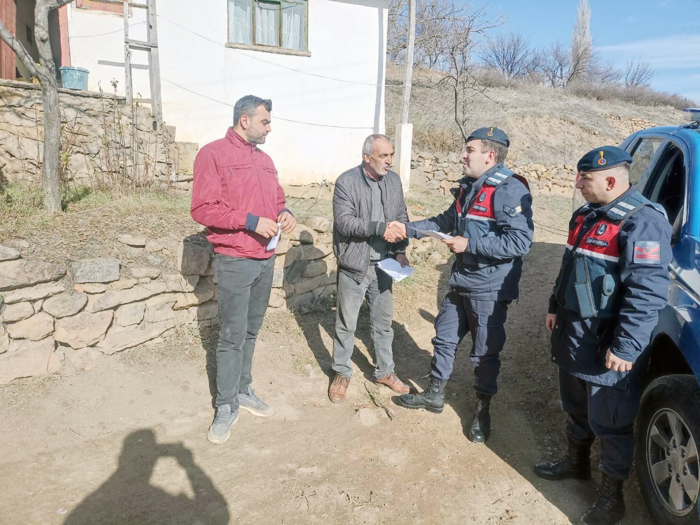 Jandarma kapı kapı gezip uyardı!