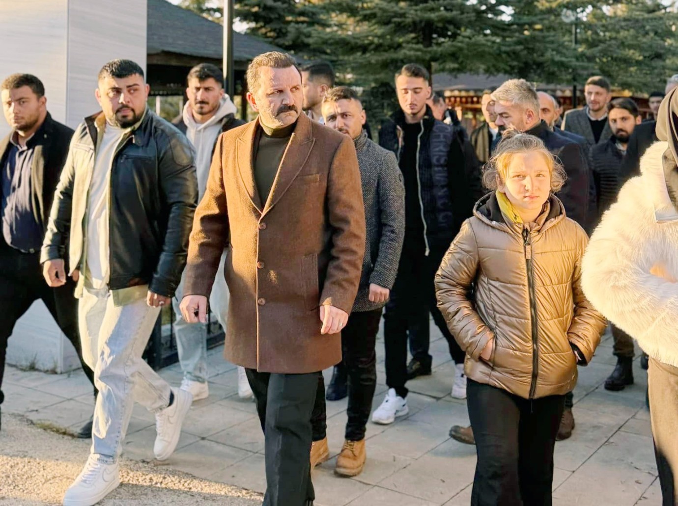 Ülkü Ocaklarından şehitlik ziyareti