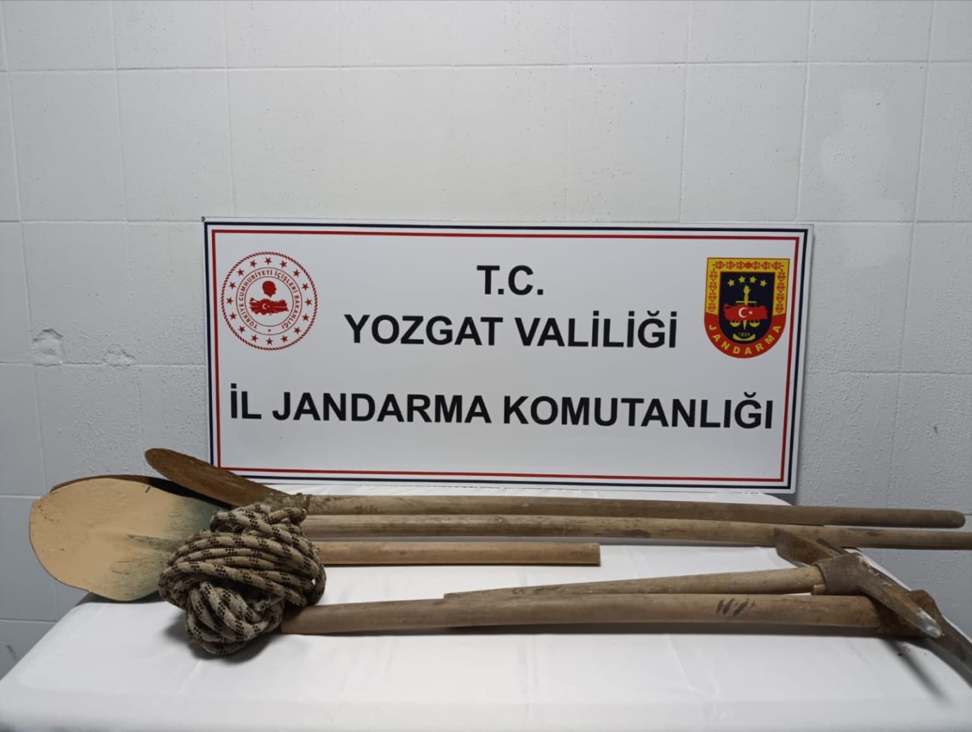 Definecilere geçit vermiyor  Suçüstü yakaladı