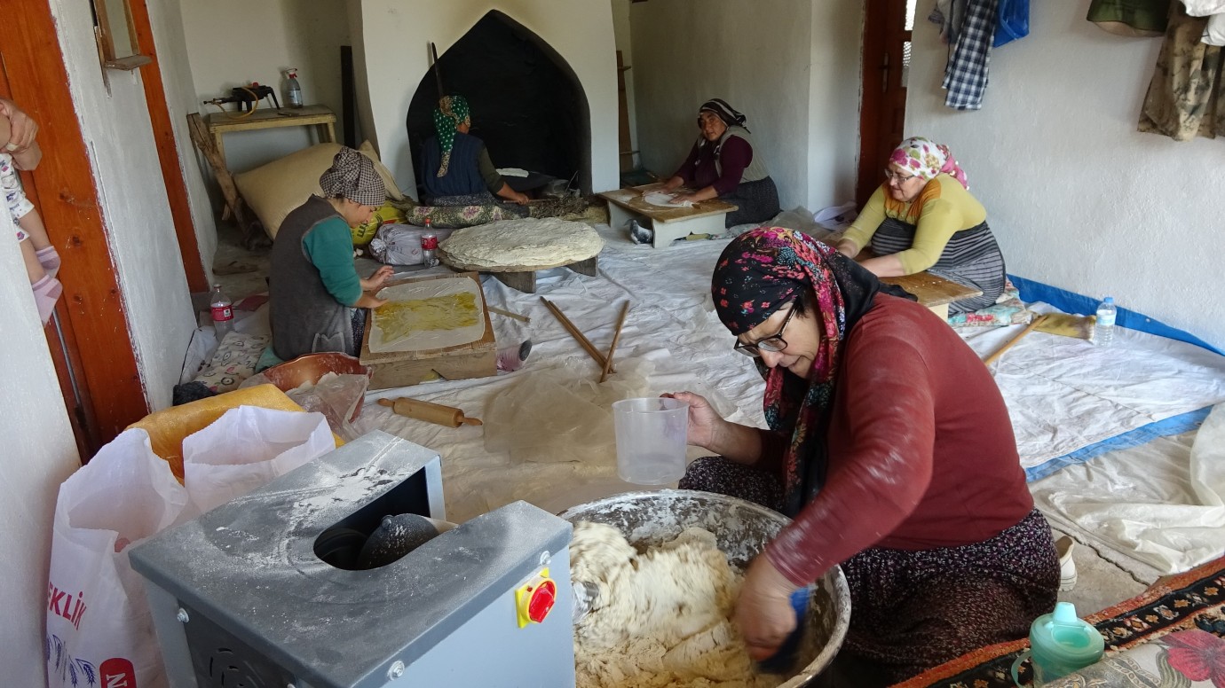 Yapması zahmetli, yemesi lezzetli... Yozgat'ta sofraların vazgeçilmezi! 