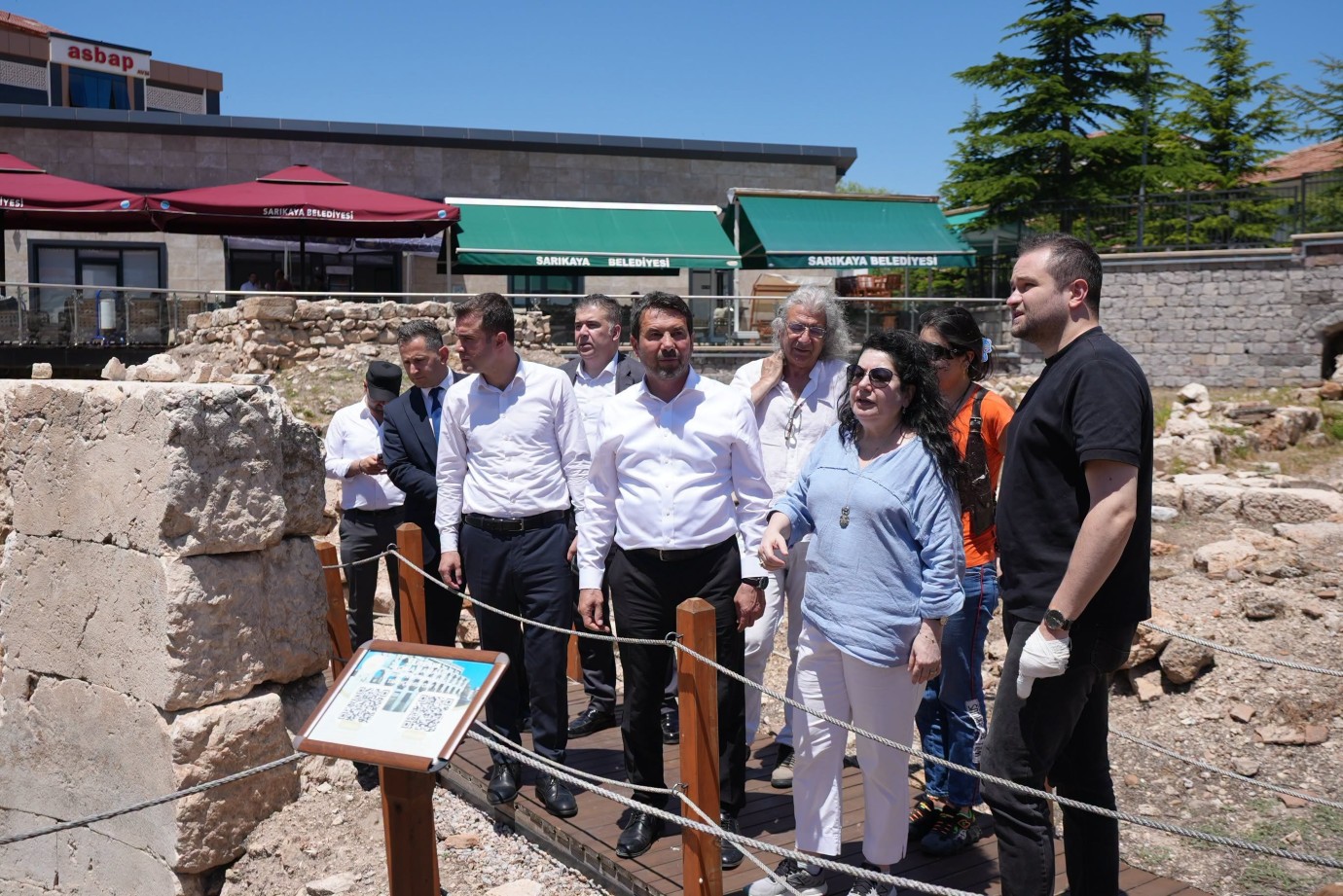 Roma Hamamı yerinde incelendi