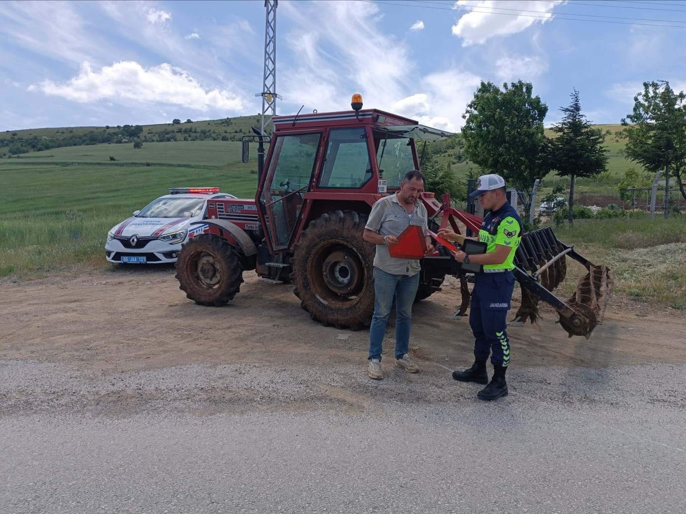 Traktör sürücülerine denetim