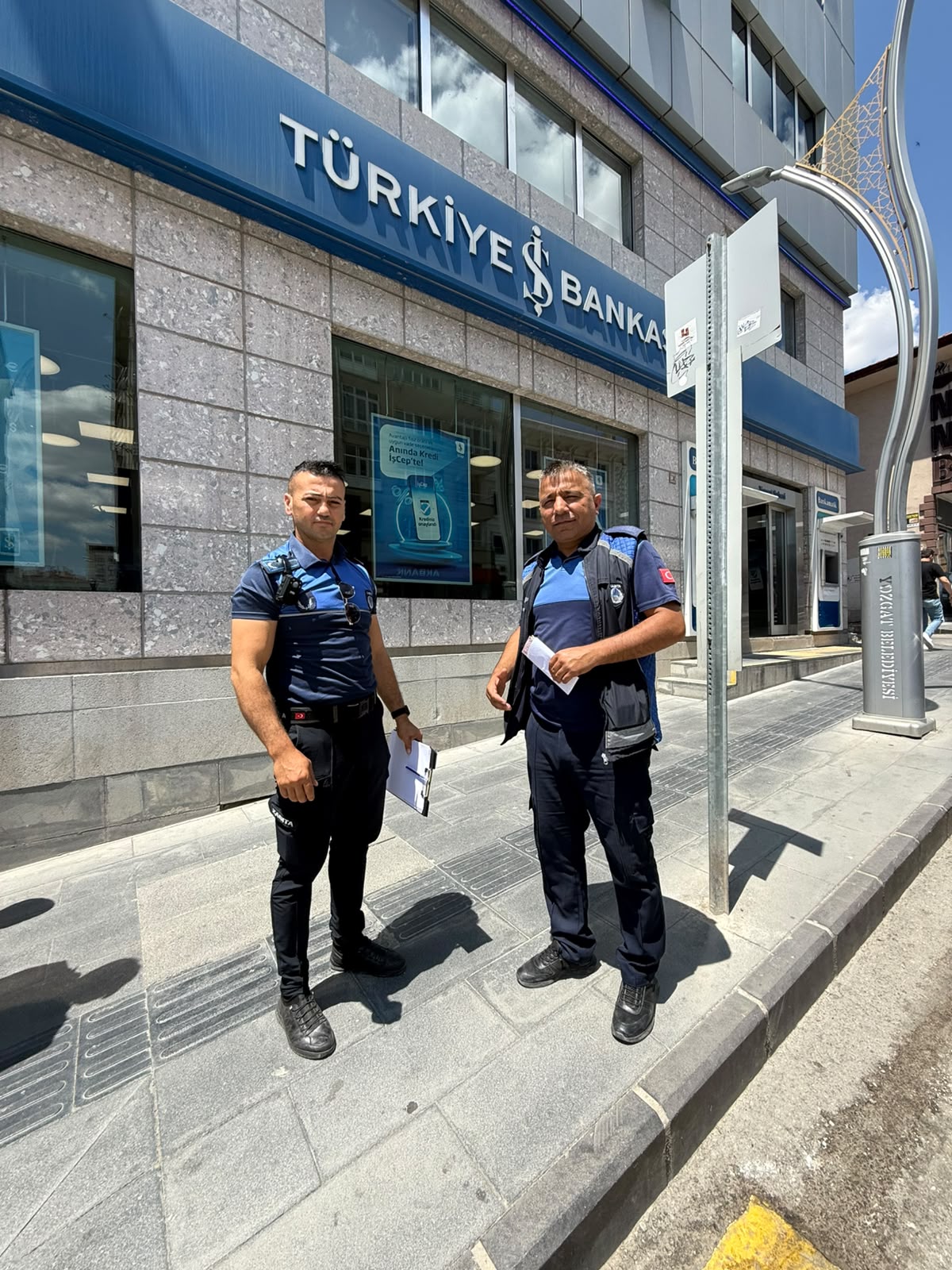 Yozgat’ta örnek davranış: 8 bin lirayı Zabıta’ya verdi