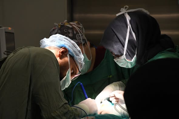 Zorlu kanser ameliyatı başarıyla gerçekleştirildi