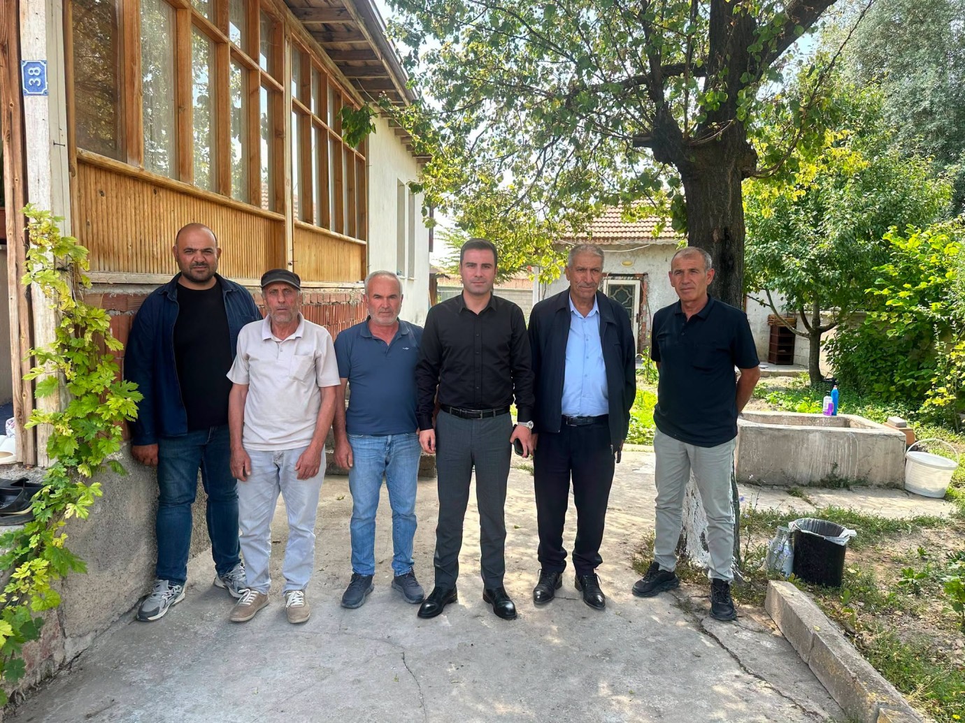 Demirkıran Toprakpınar köyü'nü ziyaret etti