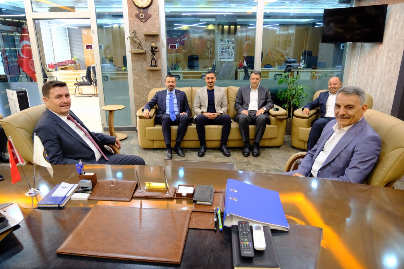 Yeni başkana tebrik ziyareti