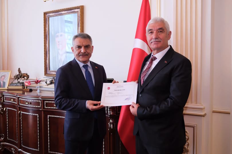 İki il müdürü Vali Özkan'la vedalaştı