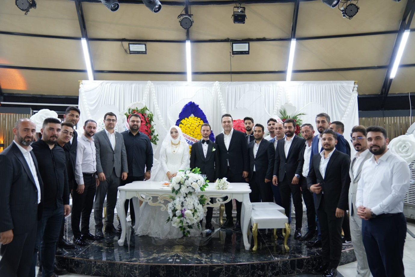 İbiş ve Şahan, Şahin’i yalnız bırakmadı
