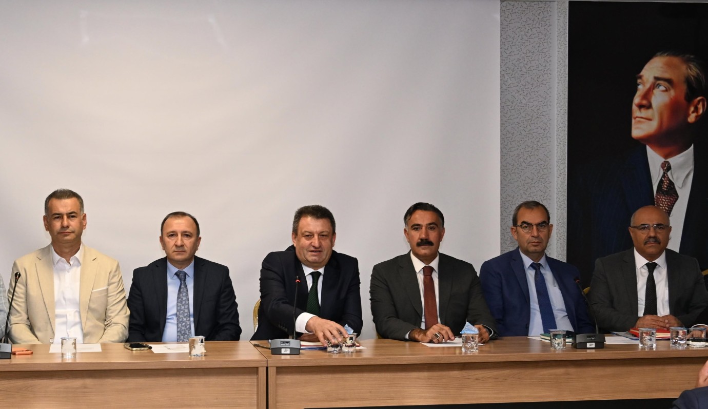 Okul müdürleri yeni dönem için toplandı