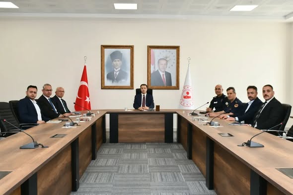 Sokak hayvanları toplantısı yapıldı