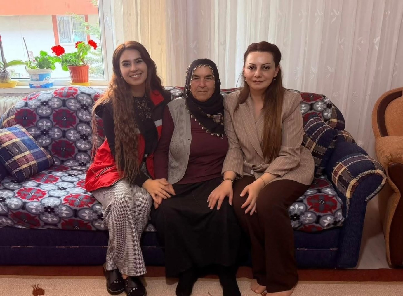 Şehit aileleri ve gazilere ziyaret