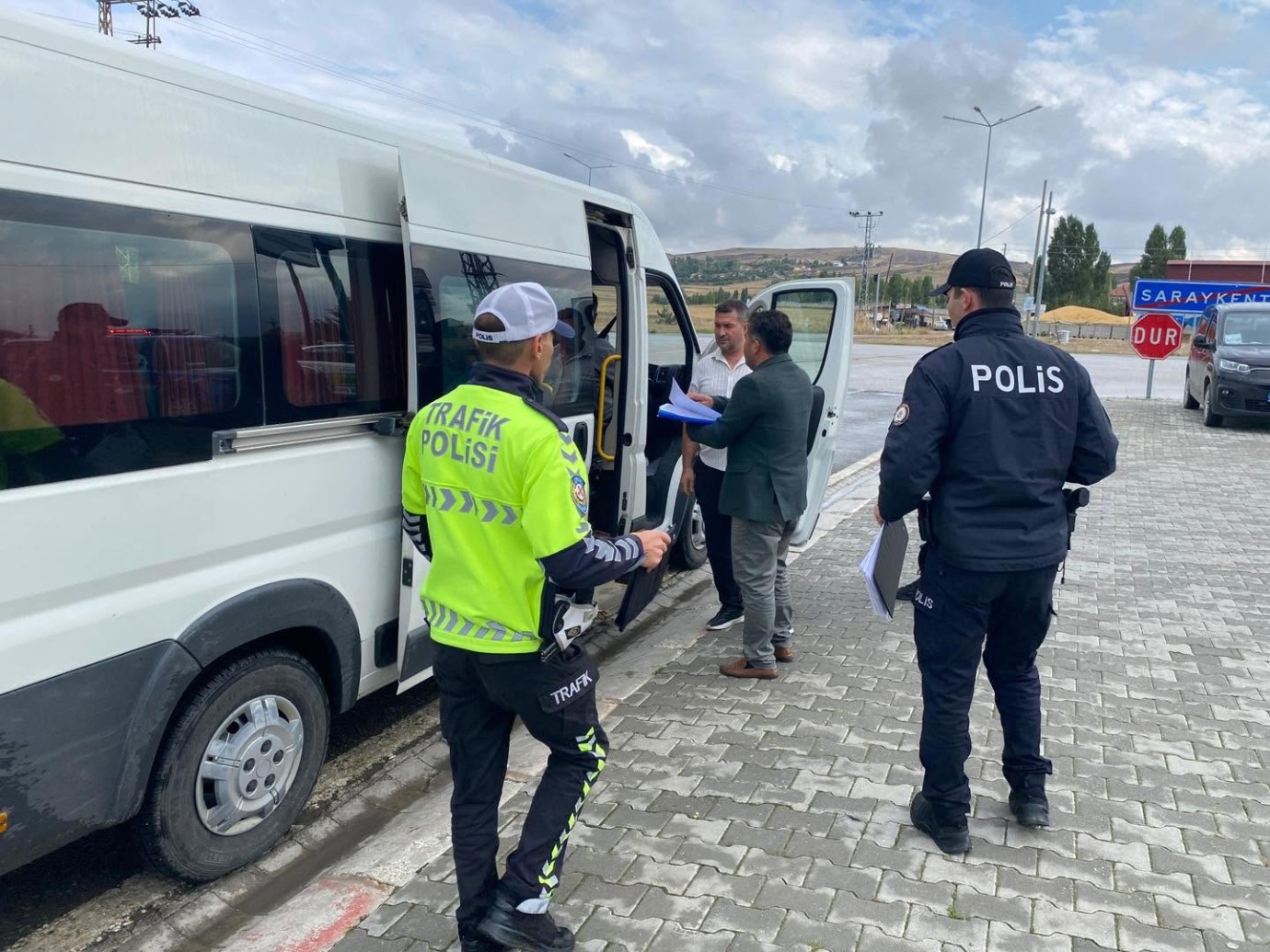 Öğrenci servislerine güvenlik kontrolü
