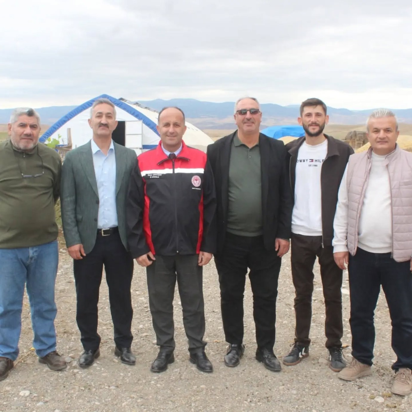 Sürüye Afgan çoban, üreticiye çadır