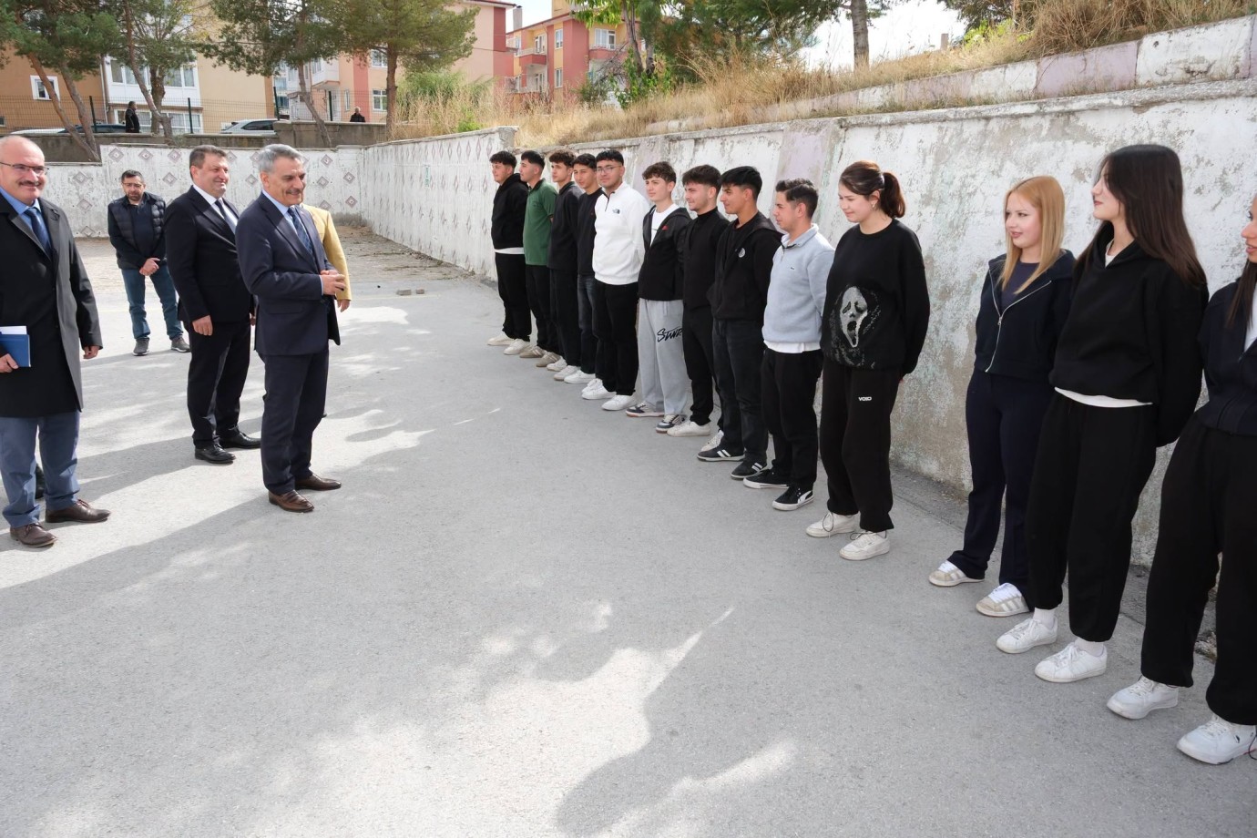 Özkan’dan gençlere yol haritası