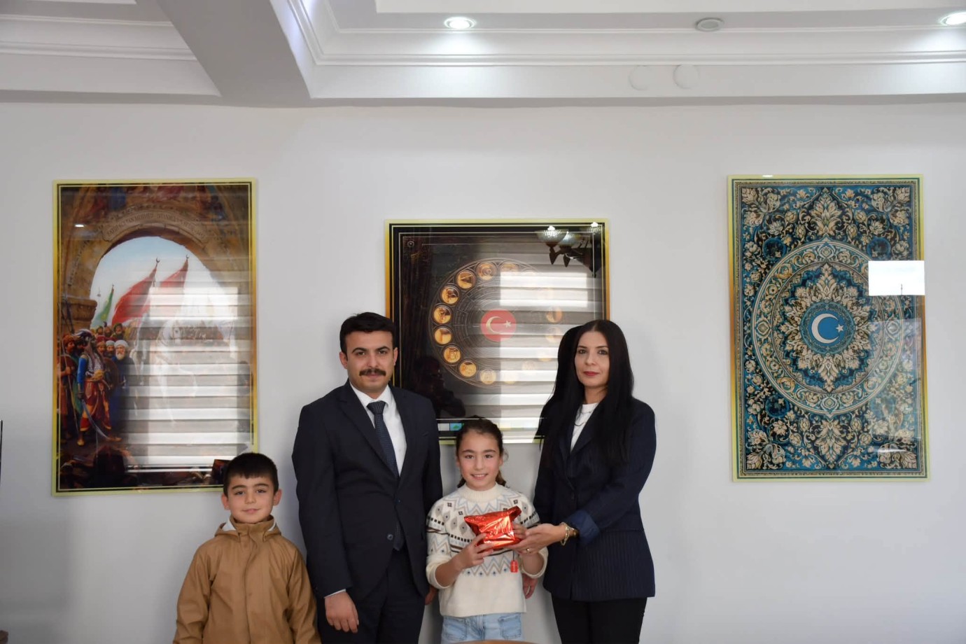 Başarısı ödülle taçlandı