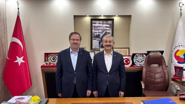 Kandemir’den Alakoç’a tarihi seçim tebriği