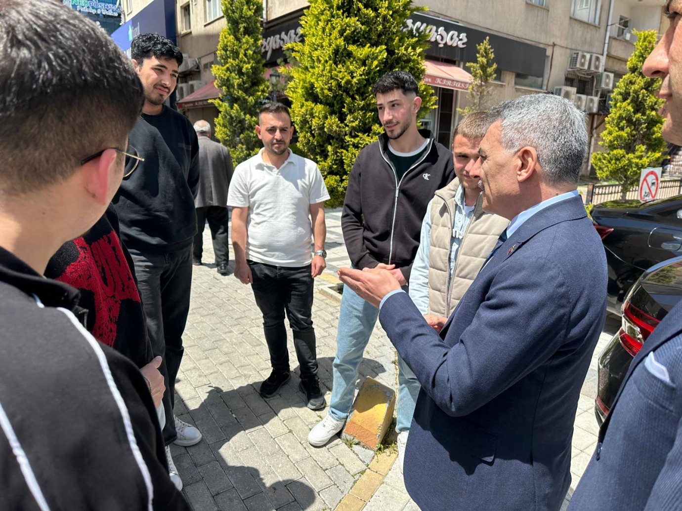 Vali Özkan Vatandaşların Taleplerini Dinledi
