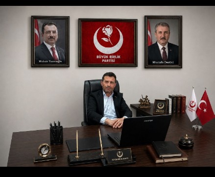 Yazarel: “19 Mayıs İstiklal Meşalesidir”