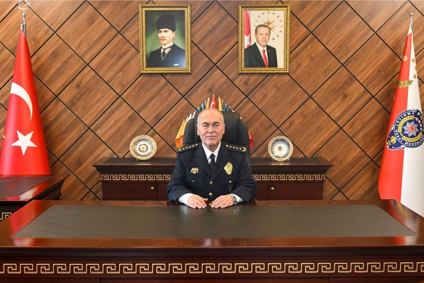 İl Emniyet Müdürü Pekin Uyardı
