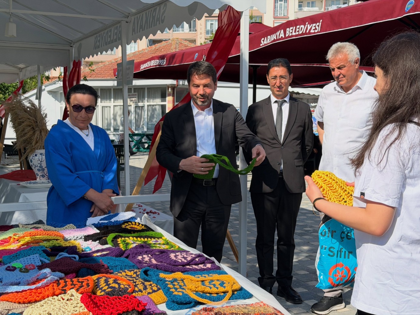 Sarıkaya’da Halk Eğitimi Sergisi Yoğun İlgi Gördü