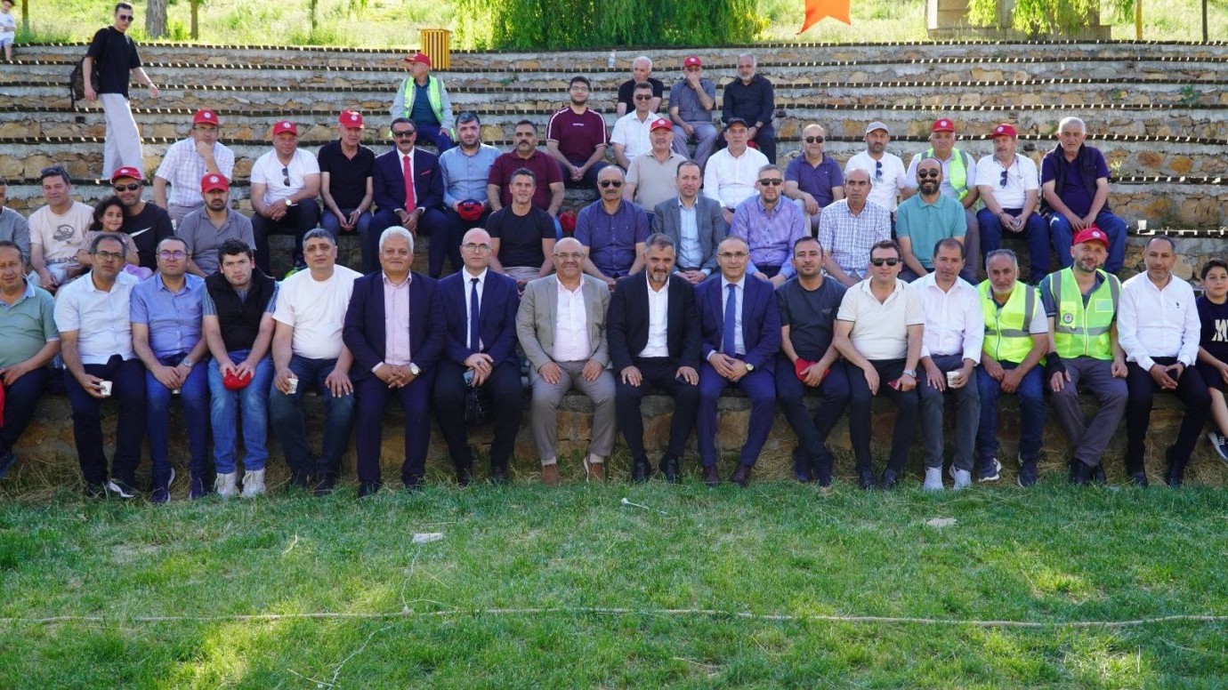 Eğitim-Bir-Sen’den coşkulu yaz şenliği