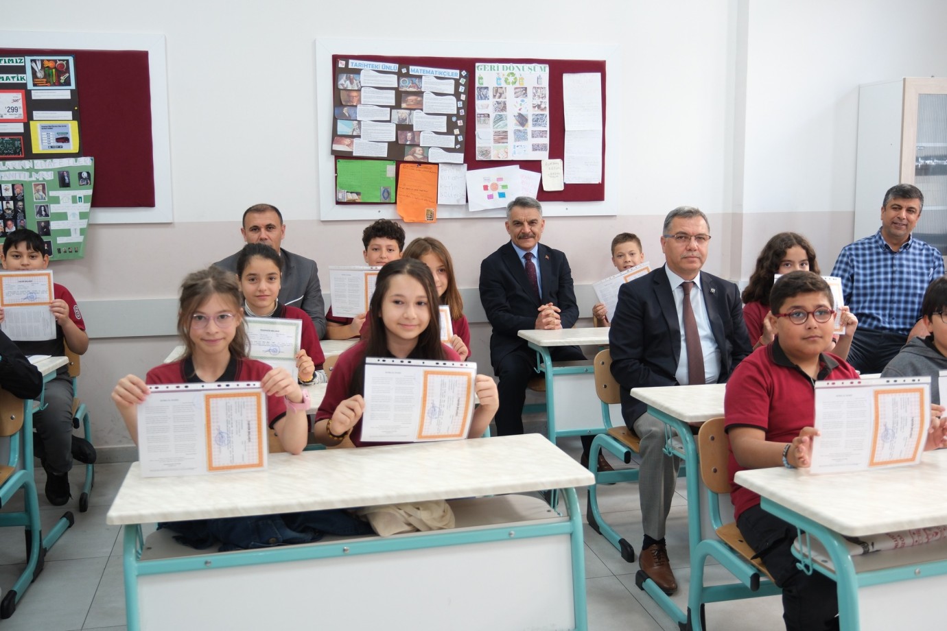 65 bin 487 öğrenci karne heyecanı yaşayacak