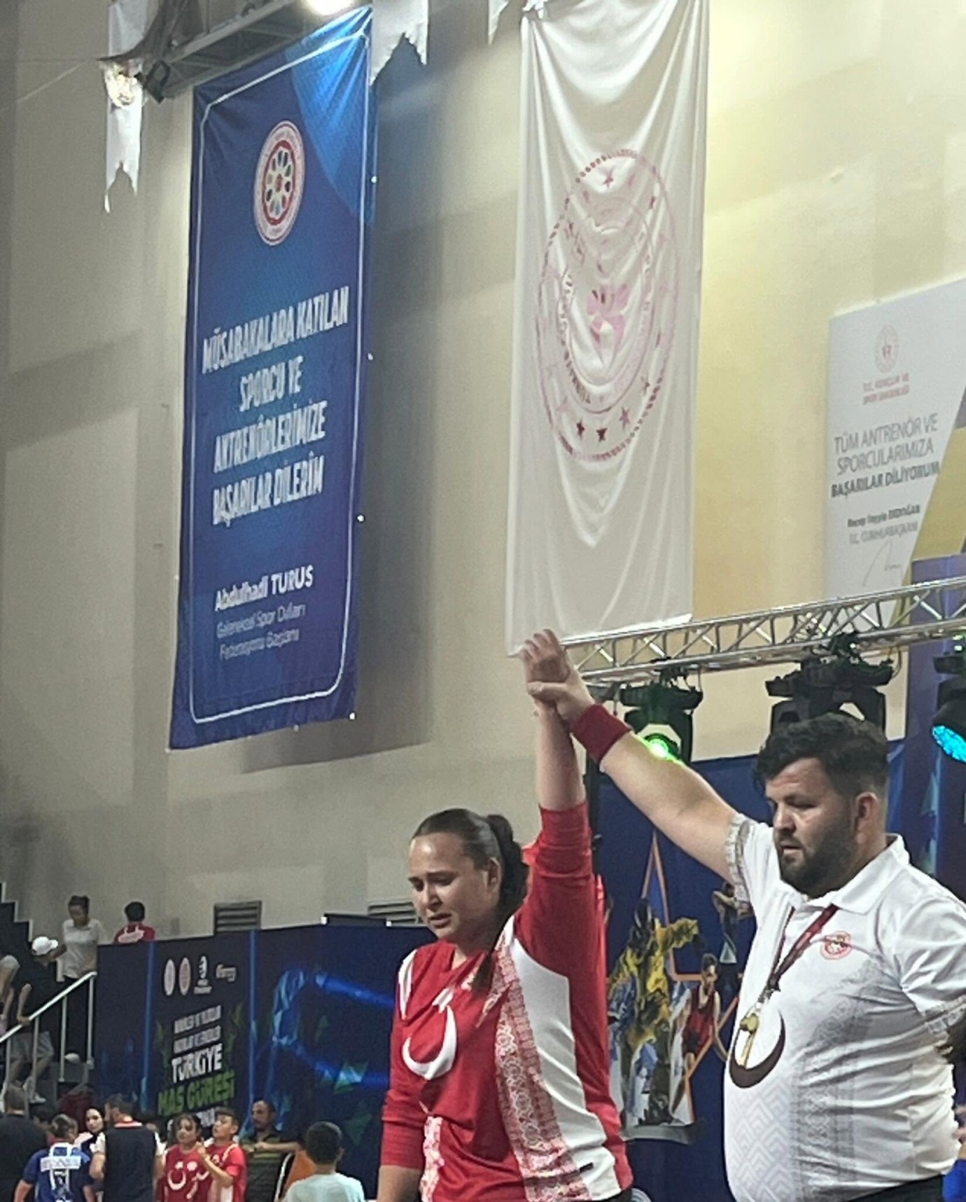 Mas güreşi’nde Yozgat rüzgârı: iki sporcu finale yükseldi