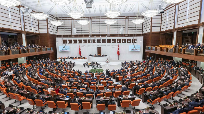AK Parti’den 30 maddelik torba teklif TBMM’de