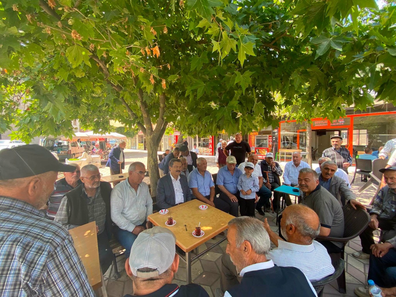 Kayalar, Aydıncık ve Çekerek'de vatandaşlarla buluştu