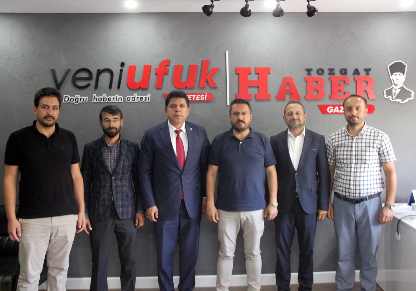 Gazetemize tebrik ziyaretleri devam ediyor