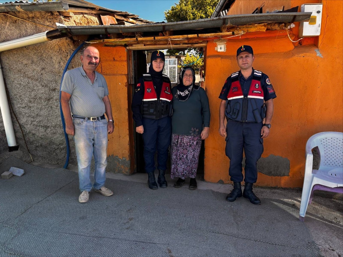 Şehit ailelerine “yanınızdayız” mesajı
