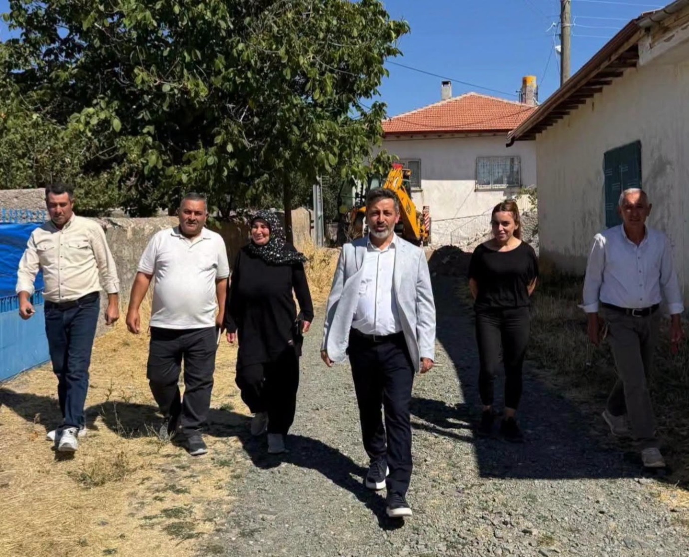 Çakıcı köy sakinleri ile bir araya geldi
