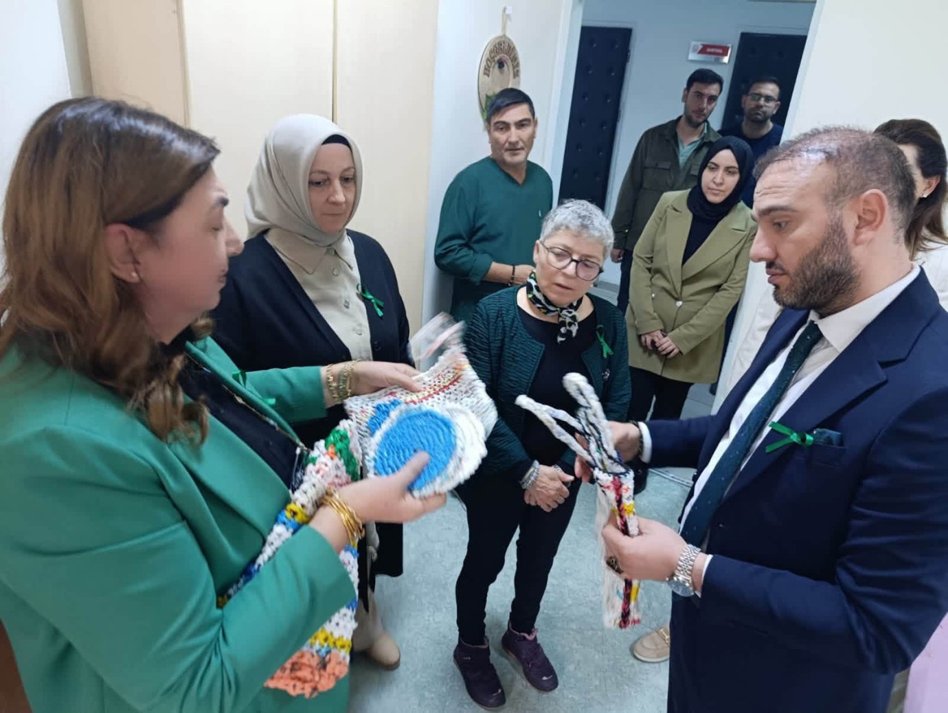 Alp, kuruluşlardaki çalışmaları yerinde inceledi