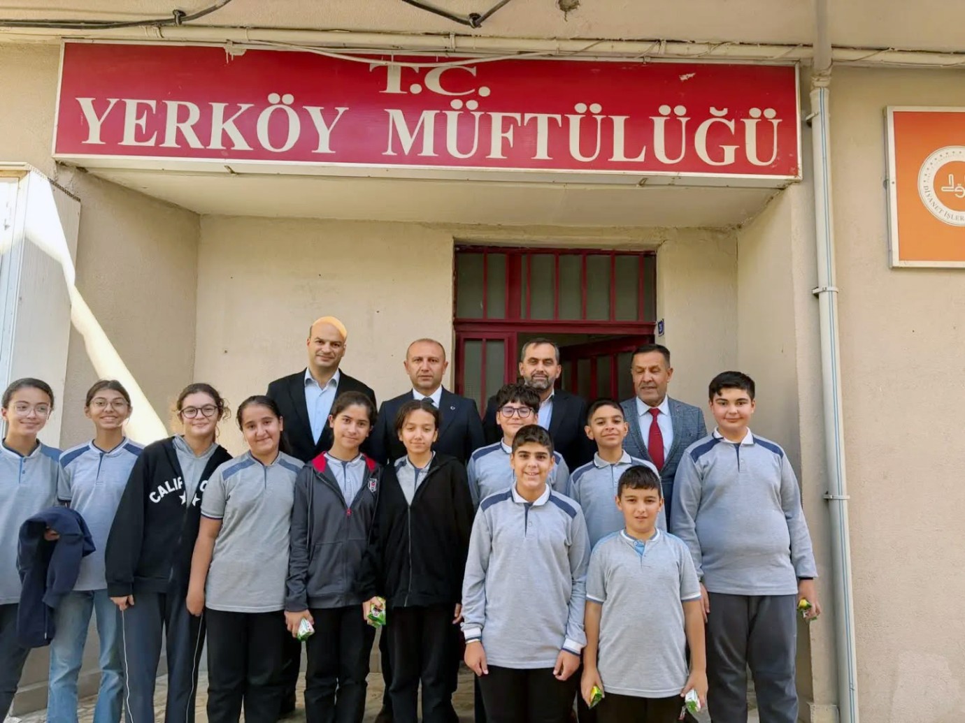 Din görevlilerine anlamlı ziyaret