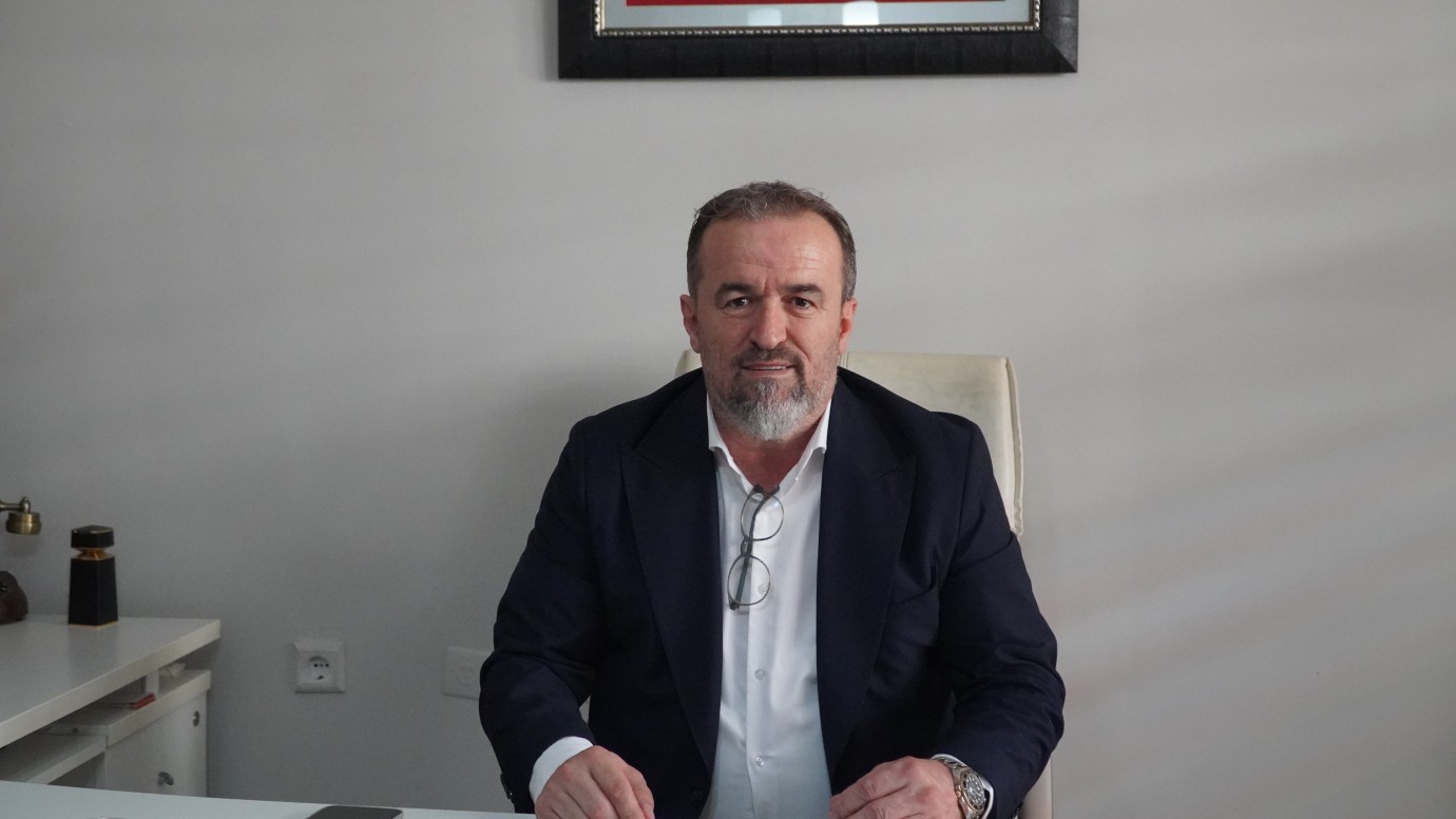Karamanoğlu Bozokspor için kolları sıvadı