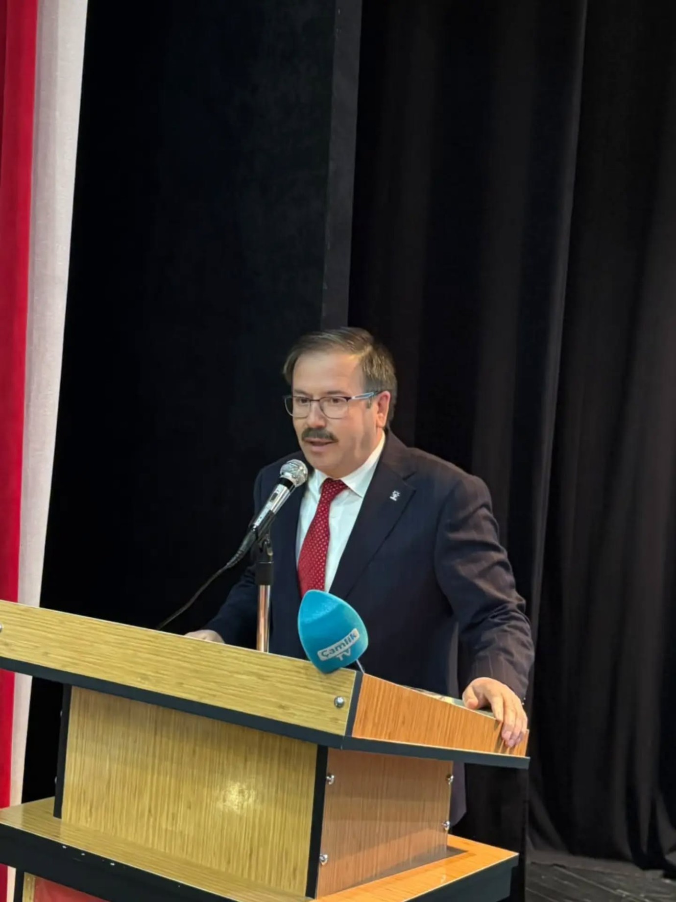 Eğitim-Bir-Sen Şerefli ile yola devam