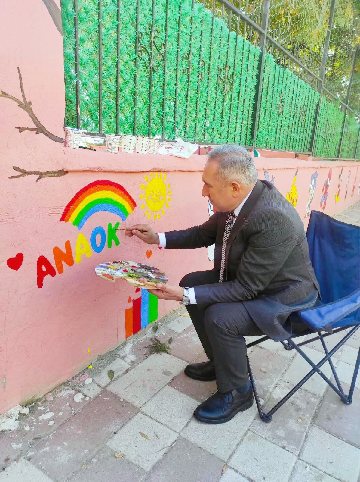 Aksoy’dan okul ziyareti