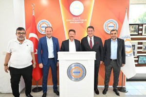 Latif Altın Antalya'da esnafın sesi oldu
