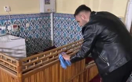 Alperenler Cami temizliğine devam ediyor